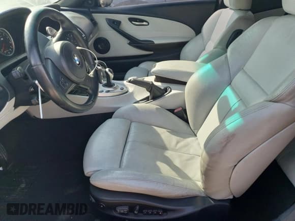 ✅ 2007 BMW 6 Series M6 • VIN: WBSEH93577B798756 • Лот: 71740795. Опубликован ранее на Copart с пробегом 80 819 миль. Бесплатный доступ к архиву аукционных продаж из США и подробный отчёт об истории автомобиля на DreamBid. Изображение 7.