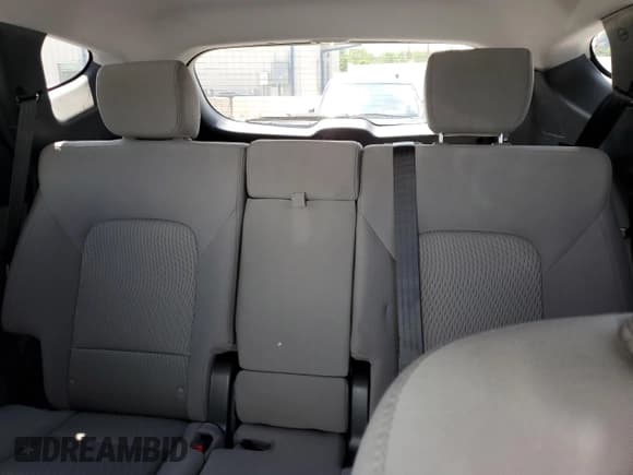 ✅ 2018 Hyundai Santa Fe 2.4L • VIN: 5XYZTDLBXJG567668 • Лот: 62925933. Опубликован ранее на Copart с пробегом 86 351 миль. Бесплатный доступ к архиву аукционных продаж из США и подробный отчёт об истории автомобиля на DreamBid. Изображение 10.