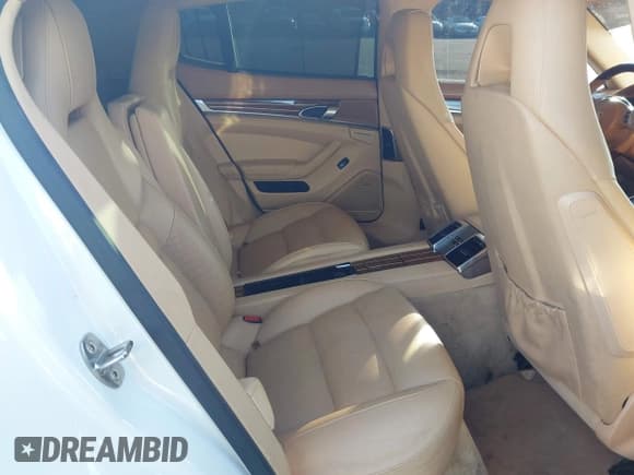 ✅ 2012 Porsche Panamera S • VIN: WP0AB2A70CL062264 • Lot: 43420079. Listed on IAAI with 114,705 mi. Free auction sales archive from the USA and detailed vehicle history report at DreamBid. Image 8.