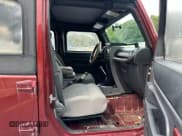 ✅ 2008 Jeep Wrangler Unlimited Rubicon • VIN: 1J8GA69198L599929 • Lot: 71301415. Wystawiony na Copart z przebiegiem 234 168 mil. Bezpłatny archiwum sprzedaży aukcyjnych z USA i szczegółowy raport historii pojazdu na DreamBid. Zdjęcie 7.