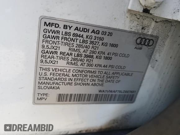 ✅ 2020 Audi SQ7 • VIN: WA1VWAF75LD007631 • Лот: 49421285. Опубликован ранее на Copart с пробегом 121 187 миль. Бесплатный доступ к архиву аукционных продаж из США и подробный отчёт об истории автомобиля на DreamBid. Изображение 13.