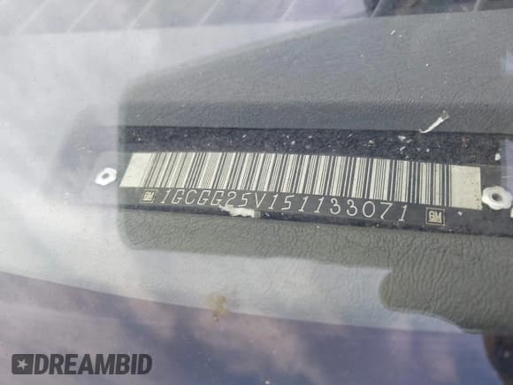 ✅ 2005 Chevrolet Express Cargo • VIN: 1GCGG25V151133071 • Lot: 43173880. Wystawiony na IAAI z przebiegiem 191 750 mil. Bezpłatny archiwum sprzedaży aukcyjnych z USA i szczegółowy raport historii pojazdu na DreamBid. Zdjęcie 12.