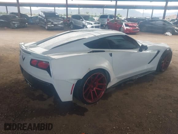 ✅ 2014 Chevrolet Corvette Z51 3LT • VIN: 1G1YL2D72E5126361 • Lot: 43509003. Listed on IAAI with 92,603 mi. Free auction sales archive from the USA and detailed vehicle history report at DreamBid. Image 4.
