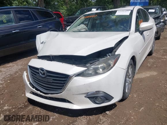 ✅ 2015 Mazda 3 i Touring • VIN: 3MZBM1V74FM160927 • Лот: 42916427. Опубликован ранее на IAAI с пробегом 109 378 миль. Бесплатный доступ к архиву аукционных продаж из США и подробный отчёт об истории автомобиля на DreamBid. Изображение 18.