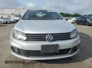 ✅ 2012 Volkswagen Eos Executive • VIN: WVWFW7AH5CV006129 • Лот: 64885975. Опубликован ранее на Copart с пробегом 98 166 миль. Бесплатный доступ к архиву аукционных продаж из США и подробный отчёт об истории автомобиля на DreamBid. Изображение 5.