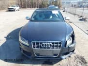 ✅ 2012 Audi S5 Premium Plus • VIN: WAUCGAFH4CN004360 • Лот: 41742130. Опубликован ранее на IAAI с пробегом 106 929 миль. Бесплатный доступ к архиву аукционных продаж из США и подробный отчёт об истории автомобиля на DreamBid. Изображение 11.