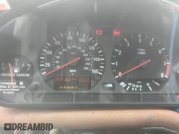 1998 BMW 3 Series M3s with VIN WBSCD9325WEE09458, listed as a Copart auction lot 48253425 with 254,162 mi miles and Clean title. Bid and sale history available at DreamBid. Image 8.