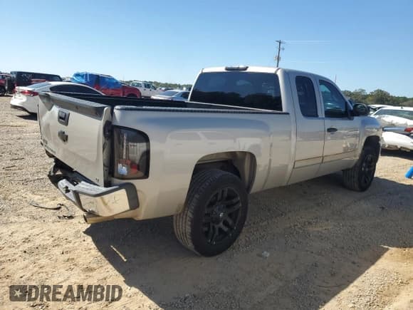✅ 2007 Chevrolet Silverado 1500 Work Truck • VIN: 1GCEC19C67Z652305 • Lot: 75520564. Listed on Copart with 174,255 mi. Free auction sales archive from the USA and detailed vehicle history report at DreamBid. Image 3.