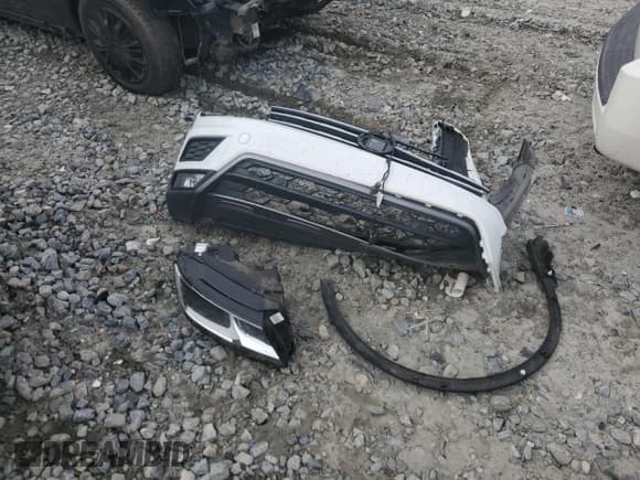 ✅ 2020 Volkswagen Tiguan SE • VIN: 3VV2B7AXXLM006429 • Lot: 90923525. Wystawiony na Copart z przebiegiem 66 300 mil. Bezpłatny archiwum sprzedaży aukcyjnych z USA i szczegółowy raport historii pojazdu na DreamBid. Zdjęcie 13.