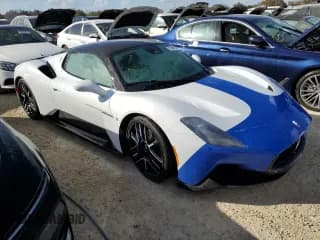 ✅ 2023 Maserati MC20 • VIN: ZAMBMRAB5P0413183 • Lot: 75189174. Wystawiony na Copart z przebiegiem Nie podano. Bezpłatny archiwum sprzedaży aukcyjnych z USA i szczegółowy raport historii pojazdu na DreamBid. Zdjęcie 4.