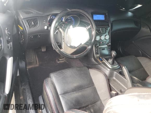 ✅ 2014 Hyundai Genesis Coupe R-Spec • VIN: KMHHT6KD8EU119617 • Lot: 81721115. Wystawiony na Copart z przebiegiem 161 429 mil. Bezpłatny archiwum sprzedaży aukcyjnych z USA i szczegółowy raport historii pojazdu na DreamBid. Zdjęcie 8.