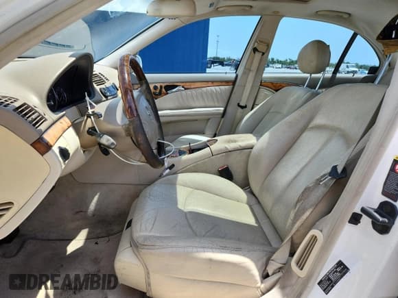 ✅ 2004 Mercedes-Benz E 500 • VIN: WDBUF70J94A589307 • Lot: 60223605. Wystawiony na Copart z przebiegiem Nie podano. Bezpłatny archiwum sprzedaży aukcyjnych z USA i szczegółowy raport historii pojazdu na DreamBid. Zdjęcie 7.
