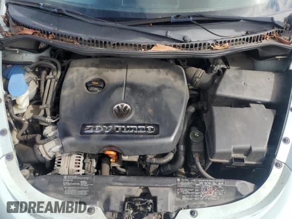 ✅ 2004 Volkswagen Beetle GLS Turbo • VIN: 3VWCD31Y64M348344 • Lot: 45425345. Wystawiony na Copart z przebiegiem 130 256 mil. Bezpłatny archiwum sprzedaży aukcyjnych z USA i szczegółowy raport historii pojazdu na DreamBid. Zdjęcie 11.