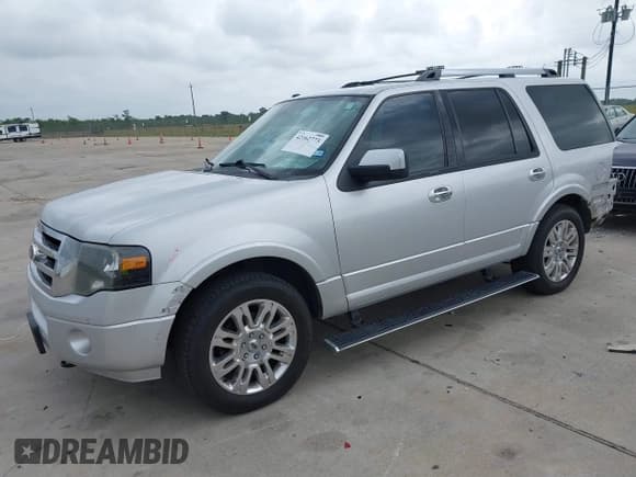 ✅ 2014 Ford Expedition Limited • VIN: 1FMJU2A52EEF05221 • Lot: 42162773. Wystawiony na IAAI z przebiegiem 195 036 mil. Bezpłatny archiwum sprzedaży aukcyjnych z USA i szczegółowy raport historii pojazdu na DreamBid. Zdjęcie 19.