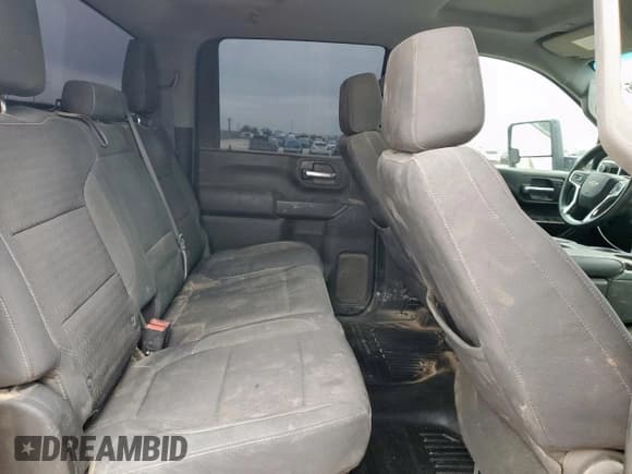 ✅ 2020 Chevrolet Silverado 2500HD LT • VIN: 1GC1YNE71LF158204 • Lot: 93700925. Listed on Copart with 204,172 mi. Free auction sales archive from the USA and detailed vehicle history report at DreamBid. Image 10.