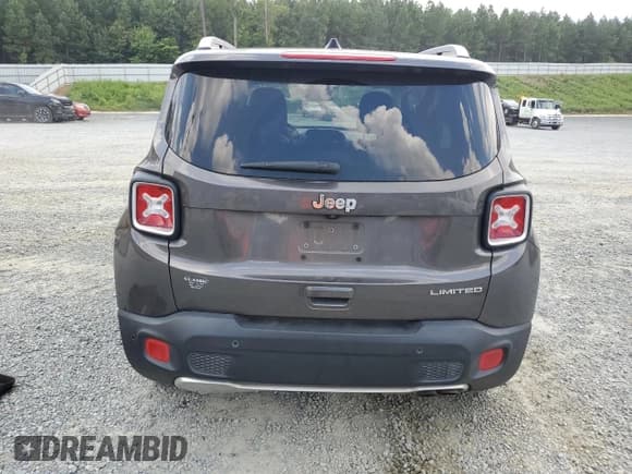 ✅ 2018 Jeep Renegade Limited • VIN: ZACCJADB9JPG68712 • Lot: 66871355. Wystawiony na Copart z przebiegiem 77 674 mil. Bezpłatny archiwum sprzedaży aukcyjnych z USA i szczegółowy raport historii pojazdu na DreamBid. Zdjęcie 6.