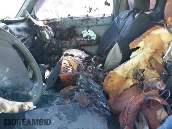 ✅ 1996 Toyota Tacoma • VIN: 4TAWN72N0TZ192349 • Лот: 42722179. Опубликован ранее на IAAI с пробегом Не указан. Бесплатный доступ к архиву аукционных продаж из США и подробный отчёт об истории автомобиля на DreamBid. Изображение 5.