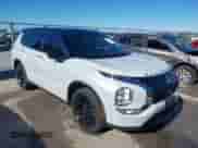 2023 Mitsubishi Outlander SEL с VIN JA4J3VA89PZ010619, выставлен на аукционе IAAI как лот 41414276 с пробегом 23 016 миль миль и . История ставок и продаж доступна на DreamBid. Изображение 1.