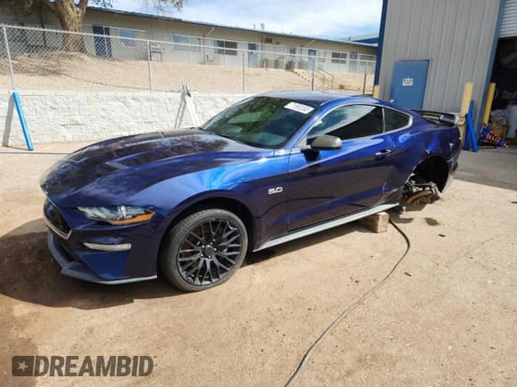 ✅ 2019 Ford Mustang GT • VIN: 1FA6P8CF5K5118819 • Lot: 71890585. Listed on Copart with 105,037 mi. Free auction sales archive from the USA and detailed vehicle history report at DreamBid. Image 1.