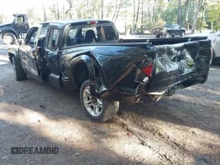 ✅ 2002 Dodge Dakota • VIN: 1B7GL32Z82S650933 • Lot: 43440418. Wystawiony na IAAI z przebiegiem Nie podano. Bezpłatny archiwum sprzedaży aukcyjnych z USA i szczegółowy raport historii pojazdu na DreamBid. Zdjęcie 3.