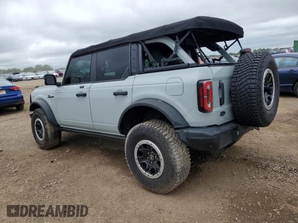 ✅ 2021 Ford Bronco • VIN: 1FMEE5DP1MLB00233 • Лот: 64839355. Опубликован ранее на Copart с пробегом 14 292 миль. Бесплатный доступ к архиву аукционных продаж из США и подробный отчёт об истории автомобиля на DreamBid. Изображение 2.