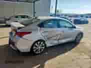 2022 Hyundai Accent Limited z VIN 3KPC34A65NE169718, wystawiony jako Copart lot #63711015 z przebiegiem 63 489 mil mil oraz Szkoda całkowita • Salvage title. Historia ofert i sprzedaży dostępna na DreamBid. Obrazek 3.