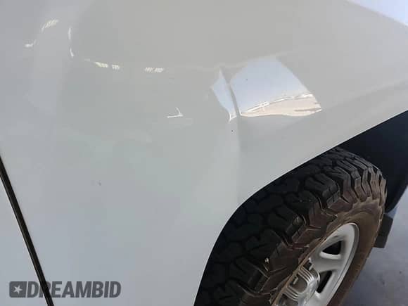 2019 Chevrolet Silverado 1500 Work Truck z VIN 2GCRCNEC1K1195306, wystawiony jako IAAI lot #42446059 z przebiegiem 81 483 mil mil oraz . Historia ofert i sprzedaży dostępna na DreamBid. Obrazek 1.