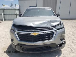 ✅ 2023 Chevrolet Traverse LS • VIN: 1GNERFKW9PJ213153 • Lot: 67842944. Wystawiony na Copart z przebiegiem 13 056 mil. Bezpłatny archiwum sprzedaży aukcyjnych z USA i szczegółowy raport historii pojazdu na DreamBid. Zdjęcie 5.