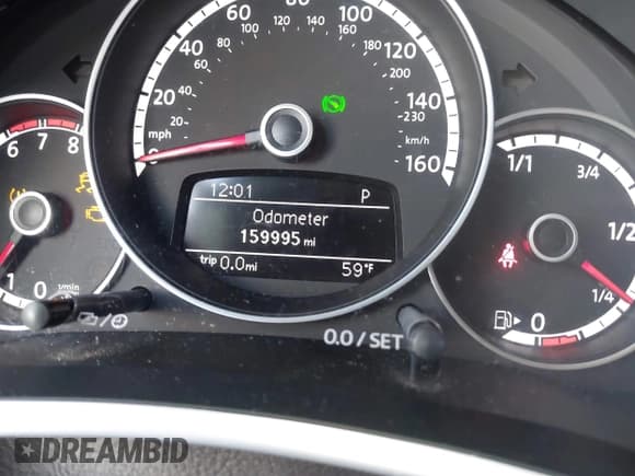 ✅ 2014 Volkswagen Beetle 1.8T • VIN: 3VWJ17AT1EM664666 • Lot: 42087614. Wystawiony na IAAI z przebiegiem 159 995 mil. Bezpłatny archiwum sprzedaży aukcyjnych z USA i szczegółowy raport historii pojazdu na DreamBid. Zdjęcie 16.