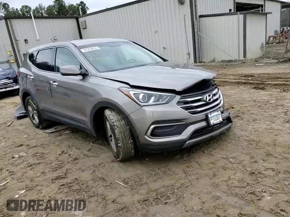 ✅ 2018 Hyundai Santa Fe 2.4L • VIN: 5NMZT3LB5JH079406 • Лот: 41258653. Опубликован ранее на Copart с пробегом 102 501 миль. Бесплатный доступ к архиву аукционных продаж из США и подробный отчёт об истории автомобиля на DreamBid. Изображение 12.