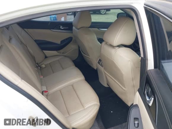 ✅ 2016 Nissan Maxima SL • VIN: 1N4AA6AP2GC423595 • Lot: 41490962. Wystawiony na IAAI z przebiegiem 192 727 mil. Bezpłatny archiwum sprzedaży aukcyjnych z USA i szczegółowy raport historii pojazdu na DreamBid. Zdjęcie 8.