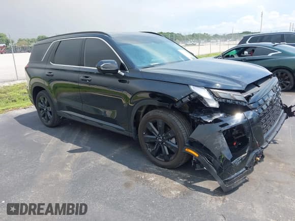 ✅ 2025 Hyundai Palisade XRT • VIN: KM8R34GEXSU927229 • Lot: 43037960. Wystawiony na IAAI z przebiegiem 5 536 mil. Bezpłatny archiwum sprzedaży aukcyjnych z USA i szczegółowy raport historii pojazdu na DreamBid. Zdjęcie 1.