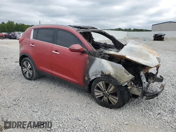 ✅ 2014 Kia Sportage EX • VIN: KNDPC3AC2E7632285 • Lot: 69651065. Wystawiony na Copart z przebiegiem Nie podano. Bezpłatny archiwum sprzedaży aukcyjnych z USA i szczegółowy raport historii pojazdu na DreamBid. Zdjęcie 4.