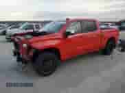 2021 Chevrolet Silverado 1500 LT z VIN 3GCPWCEK4MG136948, wystawiony jako Copart lot #83531064 z przebiegiem 50 973 mil mil oraz Szkoda całkowita • Salvage title. Historia ofert i sprzedaży dostępna na DreamBid. Obrazek 1.