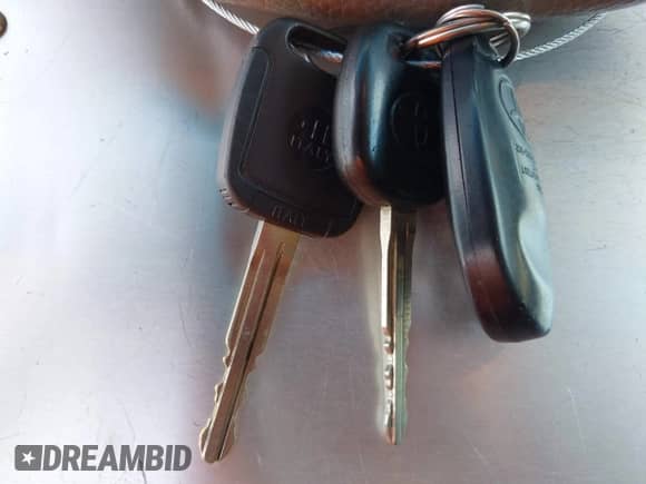 2009 Toyota Sienna LE with VIN 5TDBK23C29S027795, listed as a IAAI auction lot 42600815 with 199,355 mi miles and . Bid and sale history available at DreamBid. Image 11.