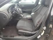 ✅ 2017 Dodge Charger SXT • VIN: 2C3CDXHG6HH551458 • Lot: 68157545. Wystawiony na Copart z przebiegiem 117 877 mil. Bezpłatny archiwum sprzedaży aukcyjnych z USA i szczegółowy raport historii pojazdu na DreamBid. Zdjęcie 7.