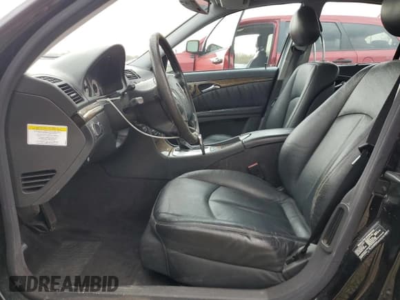 ✅ 2005 Mercedes-Benz E 500 • VIN: WDBUF83J95X169725 • Lot: 54718845. Wystawiony na Copart z przebiegiem 197 224 mil. Bezpłatny archiwum sprzedaży aukcyjnych z USA i szczegółowy raport historii pojazdu na DreamBid. Zdjęcie 7.