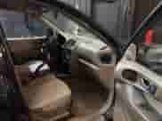 2005 Hyundai Santa Fe GLS с VIN KM8SC13DX5U857846, выставлен на аукционе IAAI как лот 41387042 с пробегом 179 407 миль миль и . История ставок и продаж доступна на DreamBid. Изображение 5.