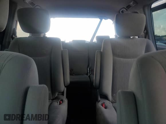 ✅ 2012 Nissan Quest SV • VIN: JN8AE2KP2C9039236 • Lot: 81820085. Wystawiony na Copart z przebiegiem 178 360 mil. Bezpłatny archiwum sprzedaży aukcyjnych z USA i szczegółowy raport historii pojazdu na DreamBid. Zdjęcie 10.