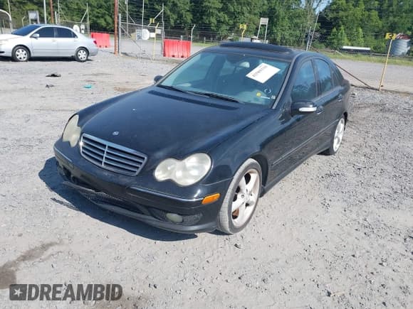 ✅ 2006 Mercedes-Benz C 230 Sport • VIN: WDBRF52H96A890229 • Lot: 42589310. Listed on IAAI with 236,130 mi. Free auction sales archive from the USA and detailed vehicle history report at DreamBid. Image 2.