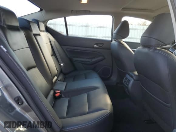 ✅ 2019 Nissan Altima SL • VIN: 1N4BL4EW7KC155236 • Lot: 91275765. Listed on Copart with 42,350 mi. Free auction sales archive from the USA and detailed vehicle history report at DreamBid. Image 10.