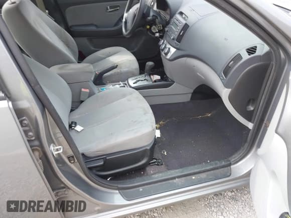 ✅ 2010 Hyundai Elantra GLS • VIN: KMHDU4AD6AU124584 • Лот: 43558552. Опубликован ранее на IAAI с пробегом 133 225 миль. Бесплатный доступ к архиву аукционных продаж из США и подробный отчёт об истории автомобиля на DreamBid. Изображение 5.