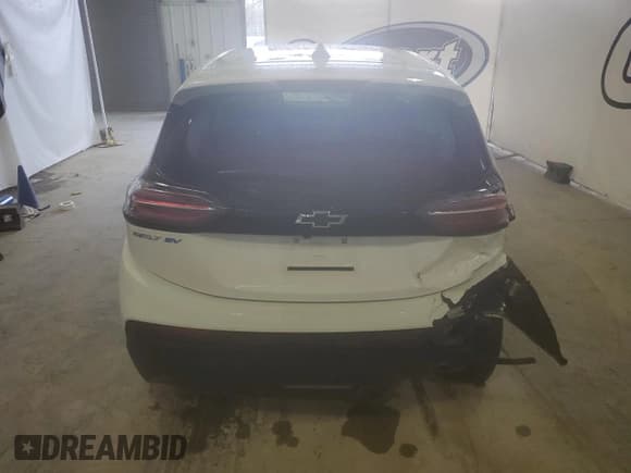 ✅ 2023 Chevrolet Bolt EV 1LT • VIN: 1G1FW6S00P4193416 • Лот: 45265335. Опубликован ранее на Copart с пробегом 29 970 миль. Бесплатный доступ к архиву аукционных продаж из США и подробный отчёт об истории автомобиля на DreamBid. Изображение 6.