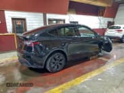 ✅ 2024 Tesla Model Y Long Range • VIN: 7SAYGDEE8RF130300 • Лот: 94892575. Опубликован ранее на Copart с пробегом 19 035 миль. Бесплатный доступ к архиву аукционных продаж из США и подробный отчёт об истории автомобиля на DreamBid. Изображение 3.