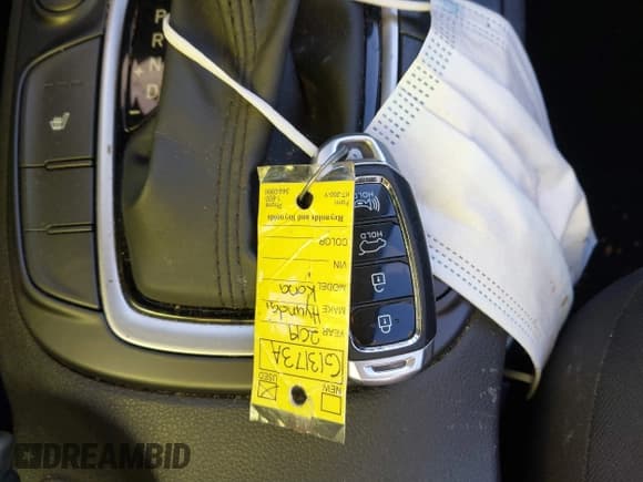 ✅ 2019 Hyundai Kona SEL • VIN: KM8K62AA1KU369063 • Лот: 43496381. Опубликован ранее на IAAI с пробегом 56 663 миль. Бесплатный доступ к архиву аукционных продаж из США и подробный отчёт об истории автомобиля на DreamBid. Изображение 11.