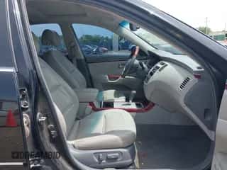 2008 Hyundai Azera Limited с VIN KMHFC46F78A318963, выставлен на аукционе IAAI как лот 42130920 с пробегом 104 412 миль миль и . История ставок и продаж доступна на DreamBid. Изображение 5.