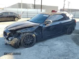 ✅ 2015 BMW 2 Series M235i • VIN: WBA1M1C53FV393331 • Lot: 88309655. Wystawiony na Copart z przebiegiem 82 403 mil. Bezpłatny archiwum sprzedaży aukcyjnych z USA i szczegółowy raport historii pojazdu na DreamBid. Zdjęcie 1.