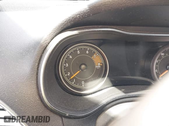 ✅ 2019 Jeep Cherokee Limited • VIN: 1C4PJMDX5KD451379 • Lot: 42073009. Listed on IAAI with Not provided. Free auction sales archive from the USA and detailed vehicle history report at DreamBid. Image 14.