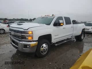 2018 Chevrolet Silverado 3500HD LTZ с VIN 1GC4K0EY6JF165253, выставлен на аукционе Copart как лот 65413915 с пробегом 165 534 миль миль и Чистый • Clean title. История ставок и продаж доступна на DreamBid. Изображение 1.