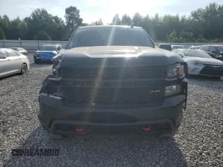 ✅ 2021 Chevrolet Silverado 1500 Custom Trail Boss • VIN: 1GCPYCEF3MZ376697 • Lot: 70347465. Wystawiony na Copart z przebiegiem 64 577 mil. Bezpłatny archiwum sprzedaży aukcyjnych z USA i szczegółowy raport historii pojazdu na DreamBid. Zdjęcie 5.